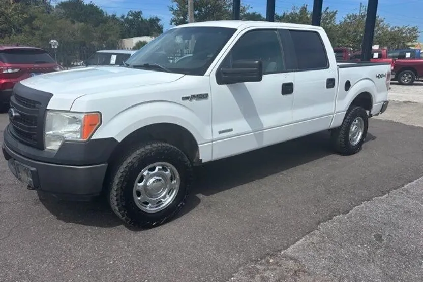 2013 Ford F-150 XL photo 1