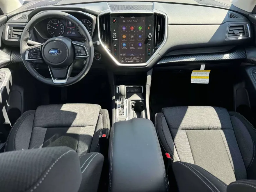 2025 Subaru Ascent Premium photo 1