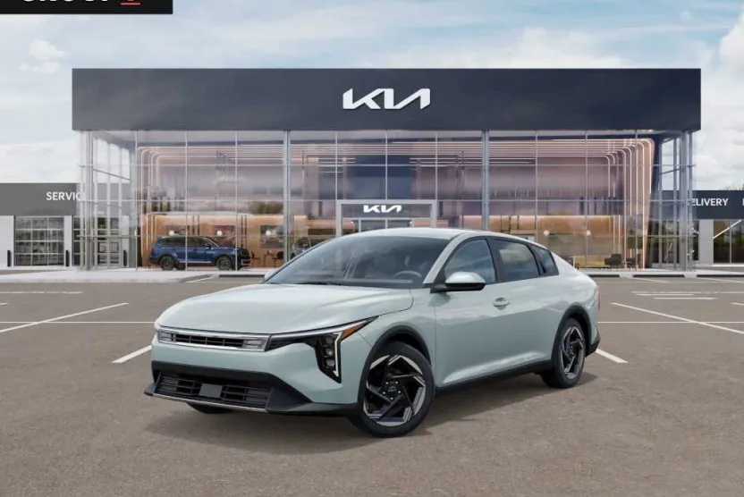 2025 Kia K4 EX photo 1