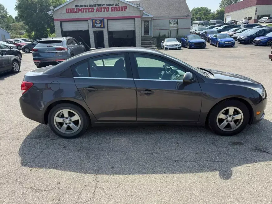 2014 Chevrolet Cruze photo 1