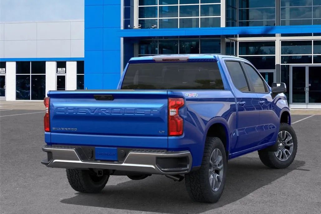 2026 Chevrolet Silverado 1500 LT photo 1
