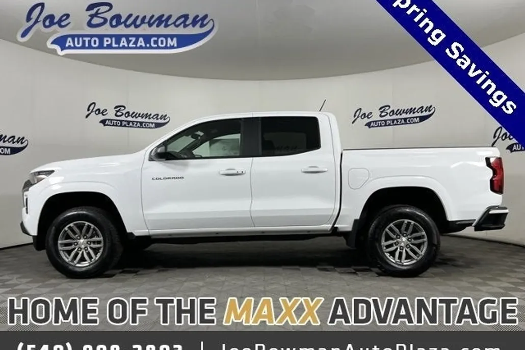 2024 Chevrolet Colorado LT photo 1