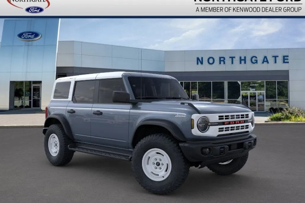 2025 Ford Bronco Heritage First Edition photo 1