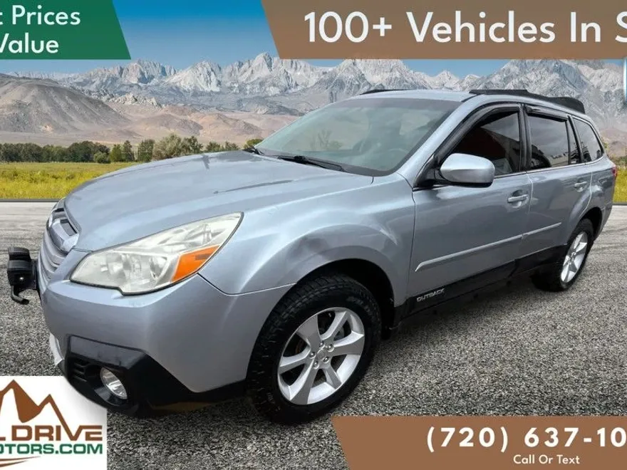 2013 Subaru Outback 2.5i Limited photo 1