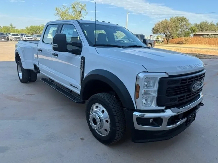 2026 Ford F-450 photo 1