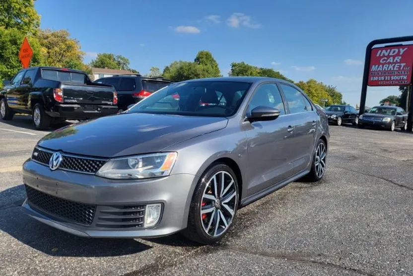 2012 Volkswagen Jetta 2.0T GLI photo 1