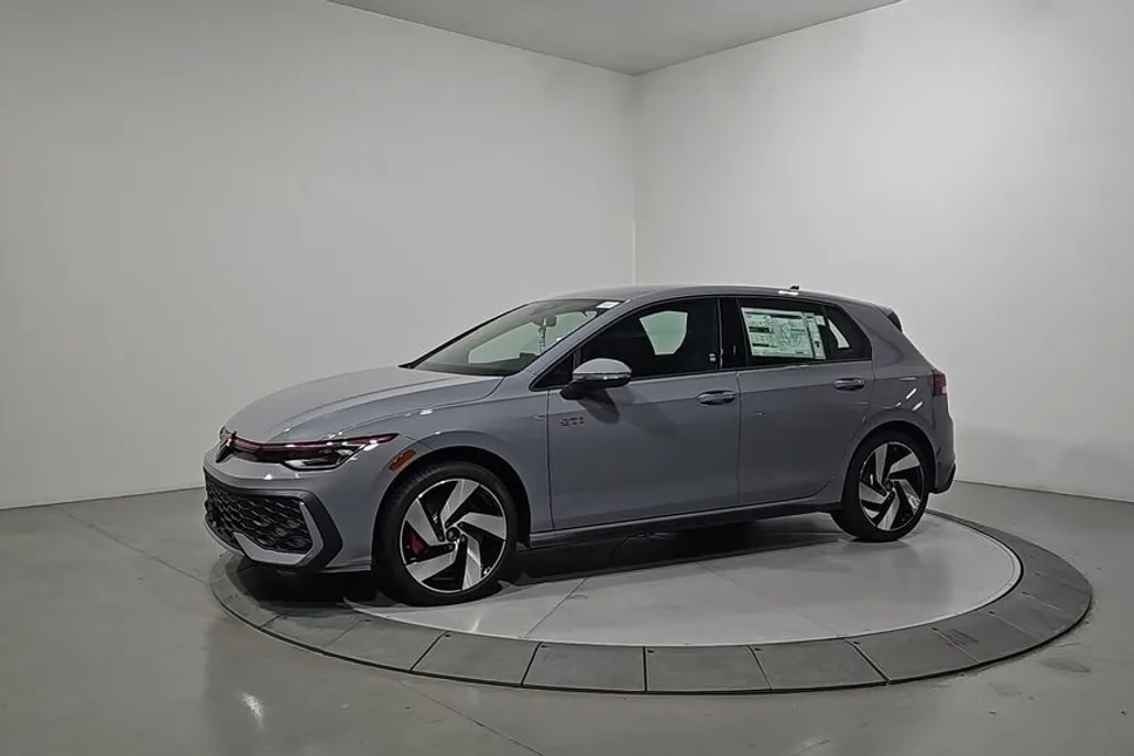 2025 Volkswagen Golf GTI S photo 1