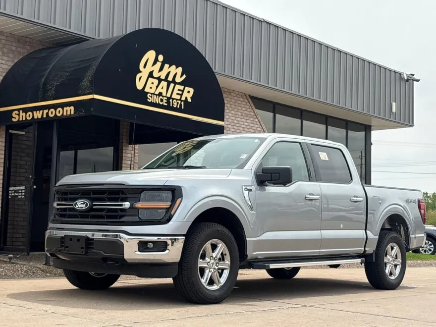 2024 Ford F-150 XLT photo 1