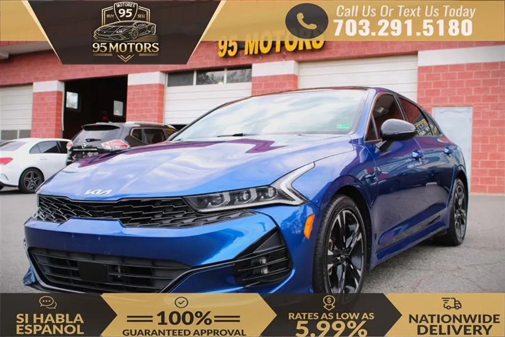 2022 Kia K5 GT-Line photo 1