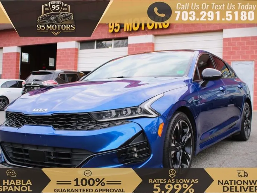 2022 Kia K5 GT-Line photo 1