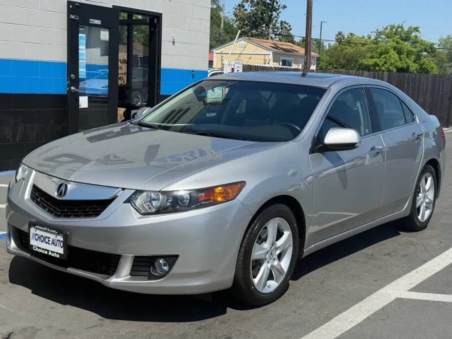 2010 Acura TSX photo 1