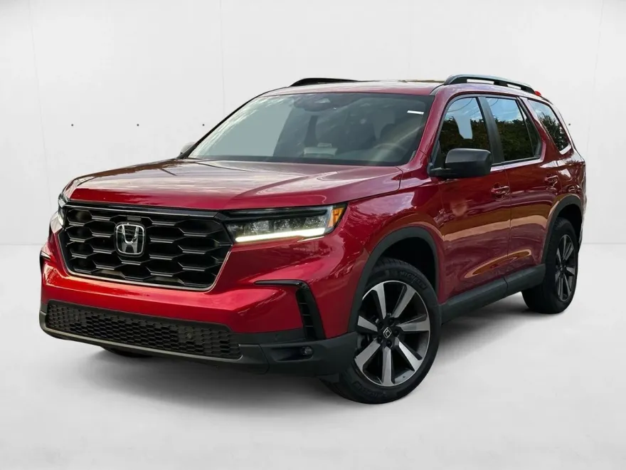 2025 Honda Pilot Touring photo 1
