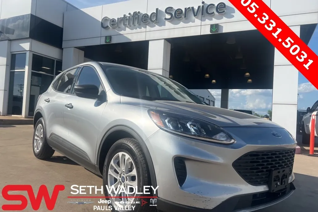 2022 Ford Escape S photo 1