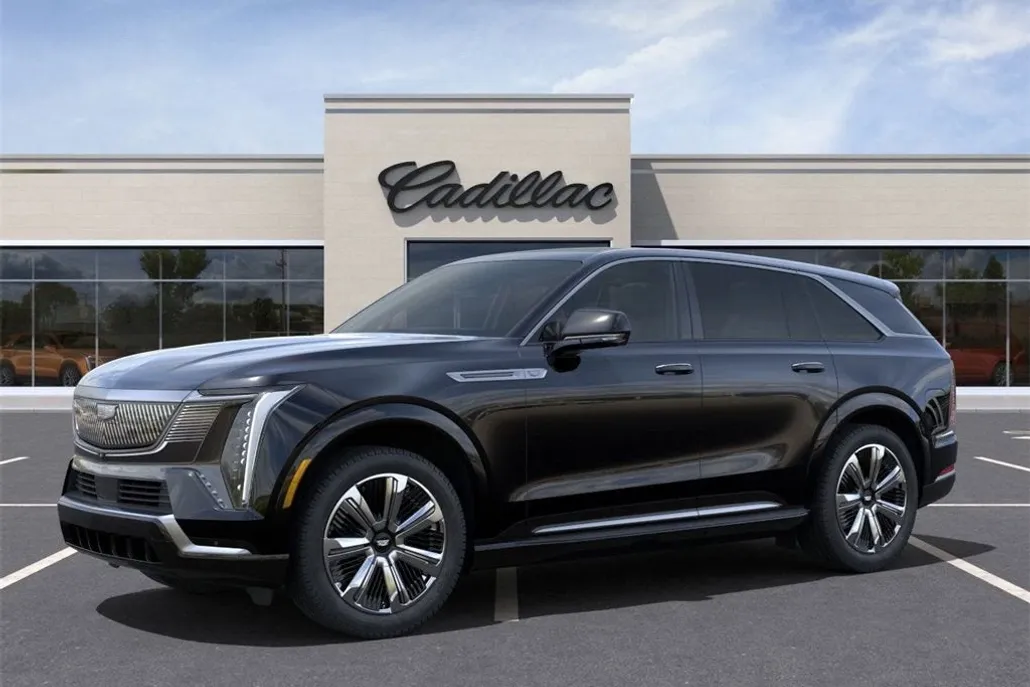 2025 Cadillac Escalade IQ Luxury photo 1