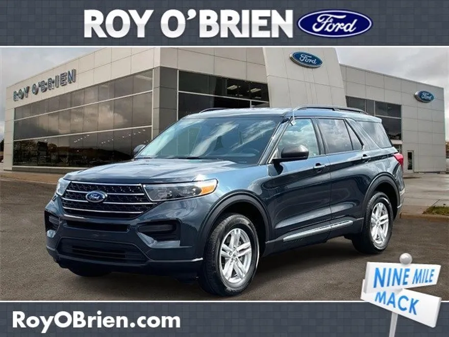2022 Ford Explorer XLT photo 1
