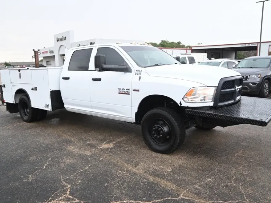 2017 Ram 3500 Tradesman SLT Laramie photo 1