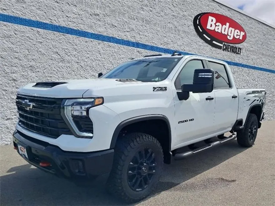 2026 Chevrolet Silverado 2500HD LT photo 1