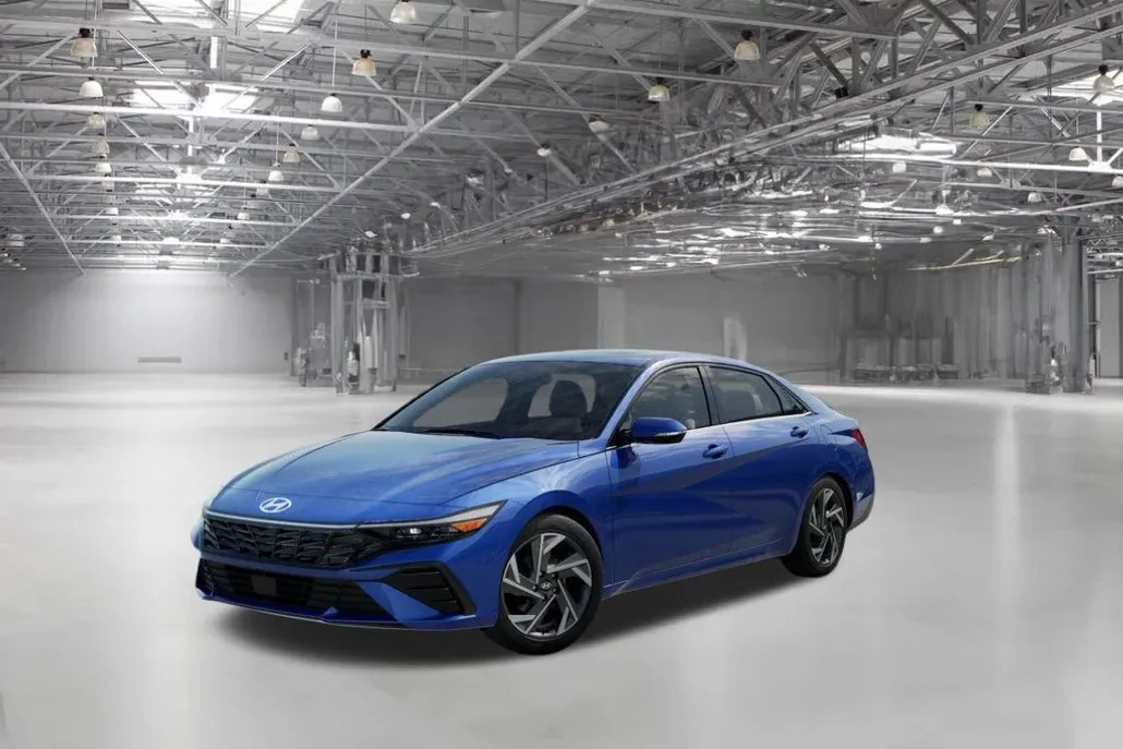 2025 Hyundai Elantra Limited photo 1