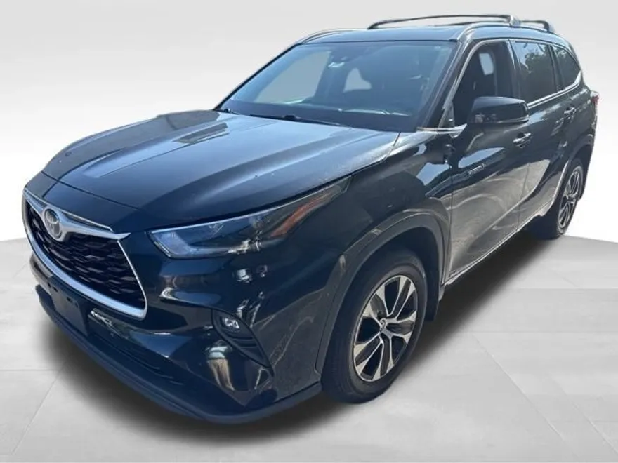 2021 Toyota Highlander Hybrid XLE photo 1