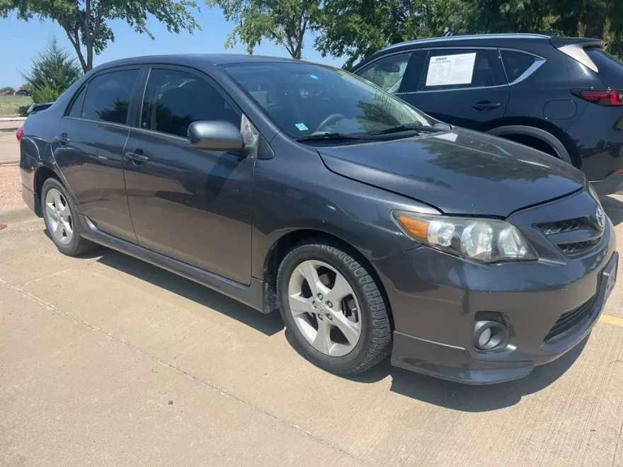 2012 Toyota Corolla S photo 1