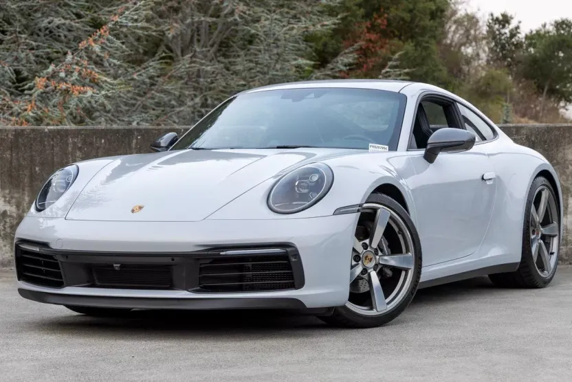 2024 Porsche 911 T photo 1