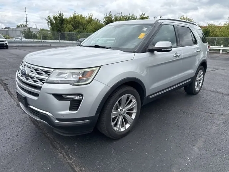 2019 Ford Explorer Limited photo 1