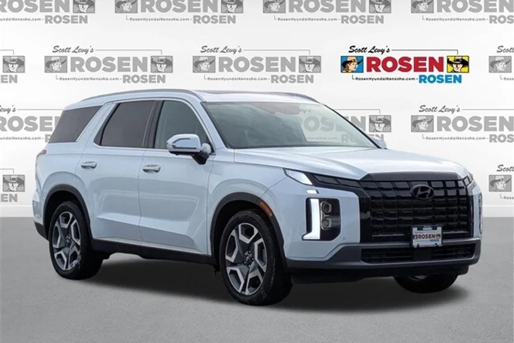 2025 Hyundai Palisade SEL photo 1