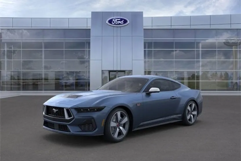 2025 Ford Mustang GT Premium photo 1
