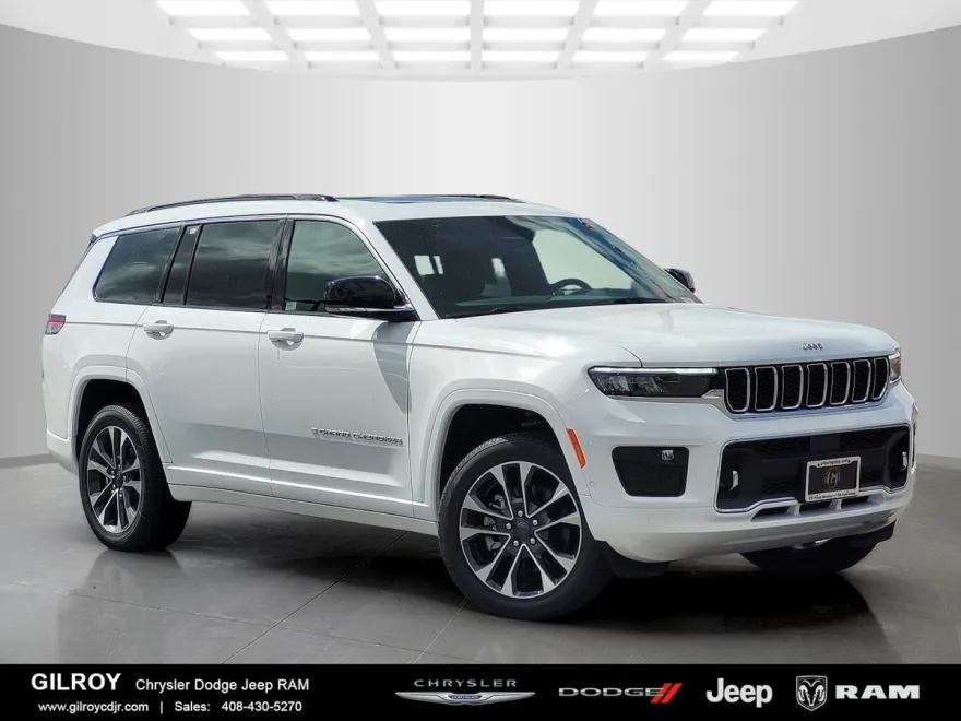 2025 Jeep Grand Cherokee Overland photo 1