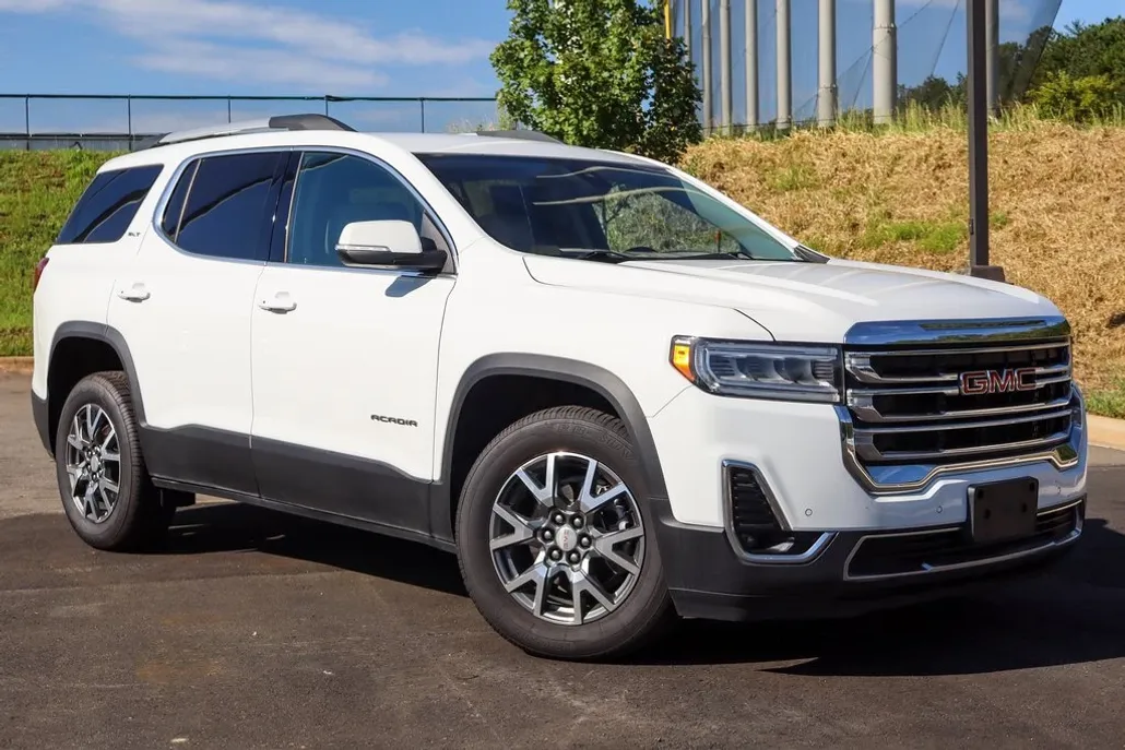 2023 Gmc Acadia SLT photo 1