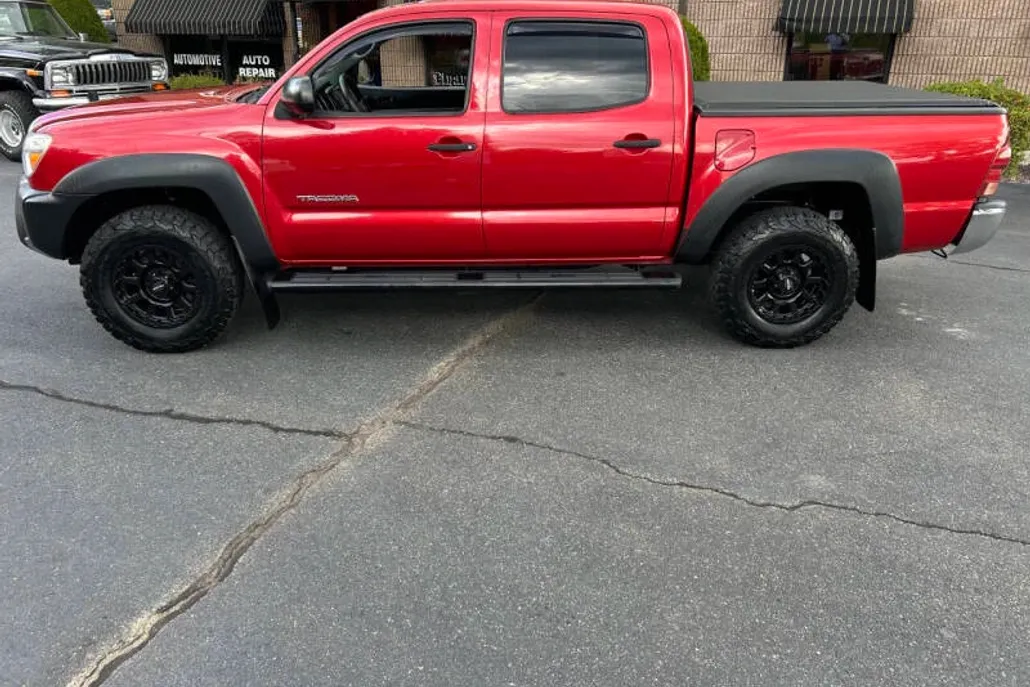 2013 Toyota Tacoma V6 photo 1