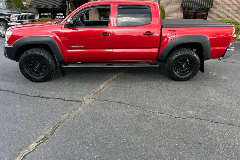 2013 Toyota Tacoma V6 photo 1