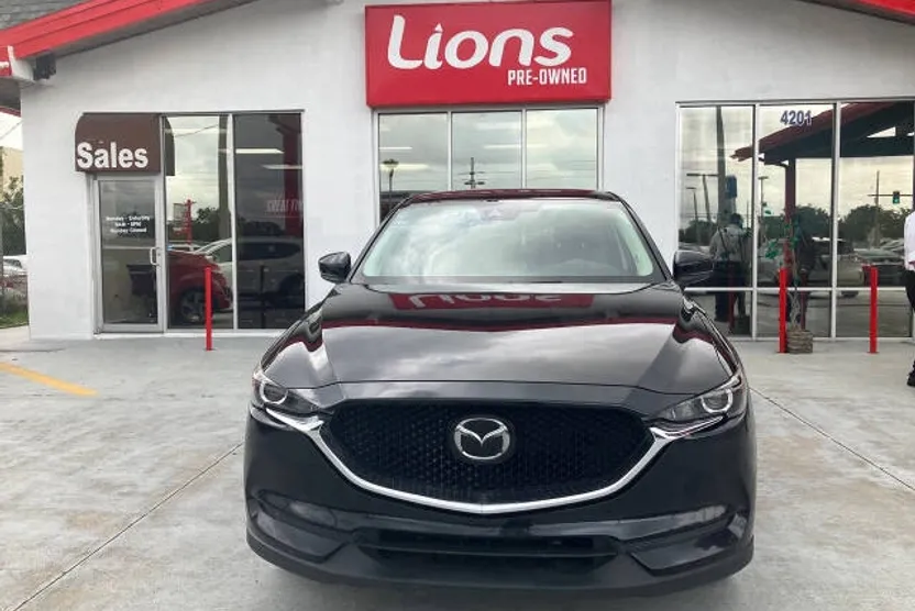 2020 Mazda CX-5 Touring photo 1