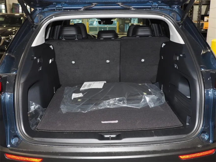 2025 Mazda CX-50 Premium photo 1