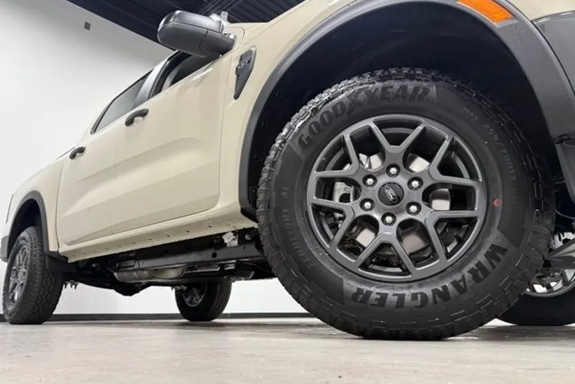2025 Ford Ranger XLT photo 1