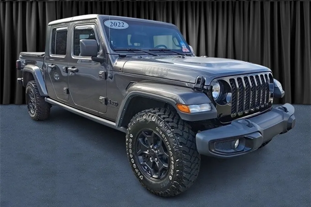2022 Jeep Gladiator Altitude photo 1