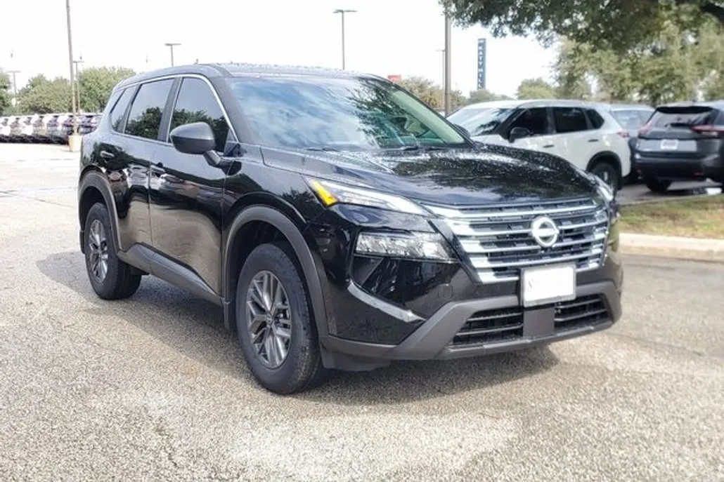 2025 Nissan Rogue S photo 1