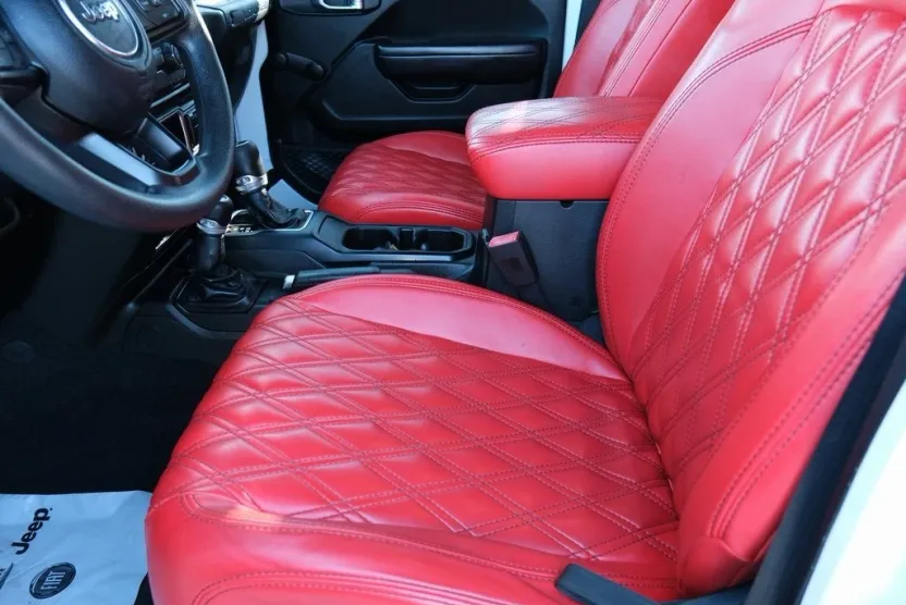 2019 Jeep Wrangler Unlimited Sport photo 1