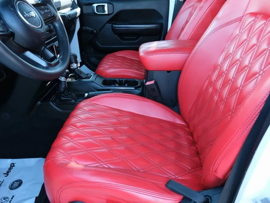 2019 Jeep Wrangler Unlimited Sport photo 1