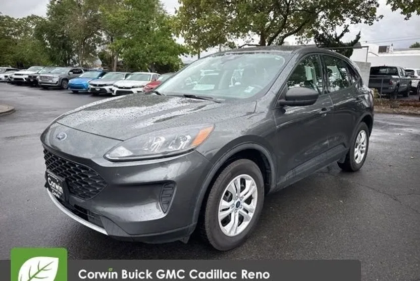 2020 Ford Escape S photo 1
