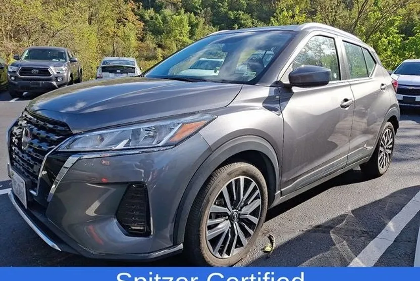 2024 Nissan Kicks SV photo 1