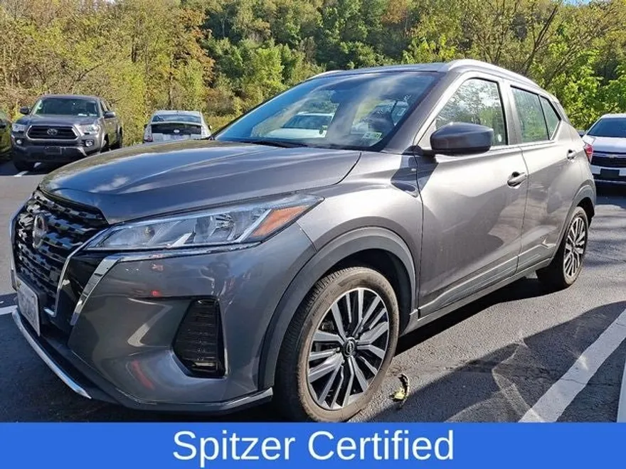 2024 Nissan Kicks SV photo 1