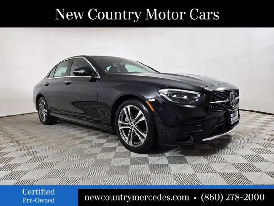 2022 Mercedes Benz E 4MATIC photo 1