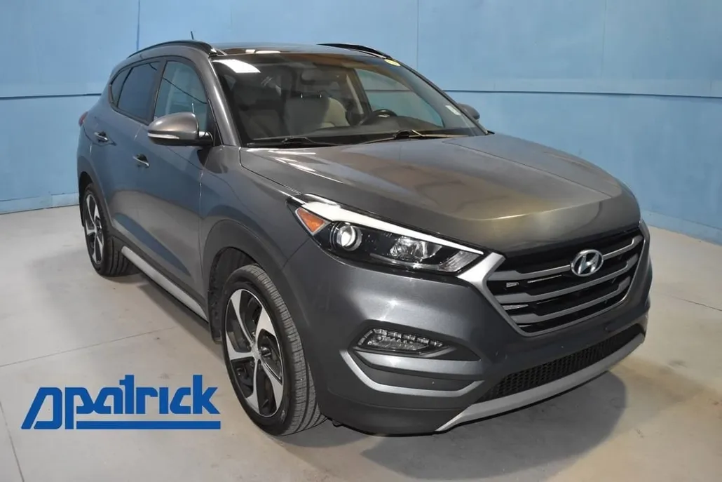 2017 Hyundai Tucson Value Sport photo 1