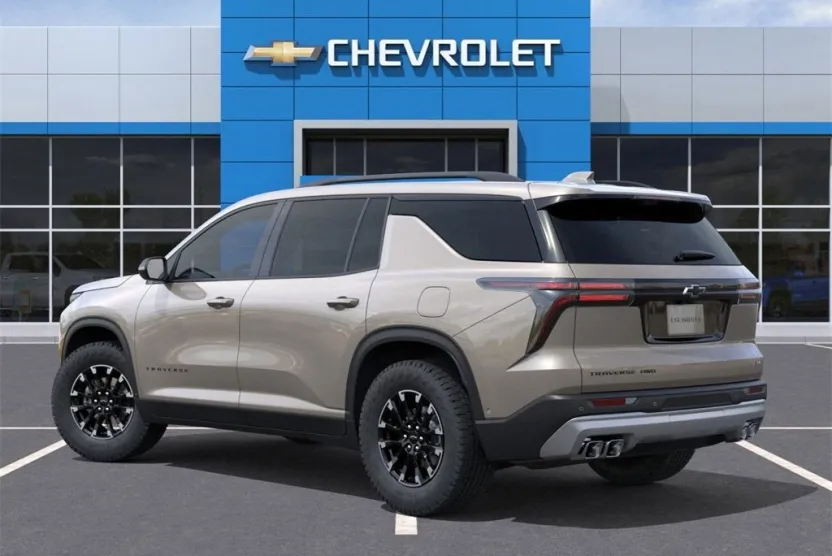 2026 Chevrolet Traverse Z71 photo 1