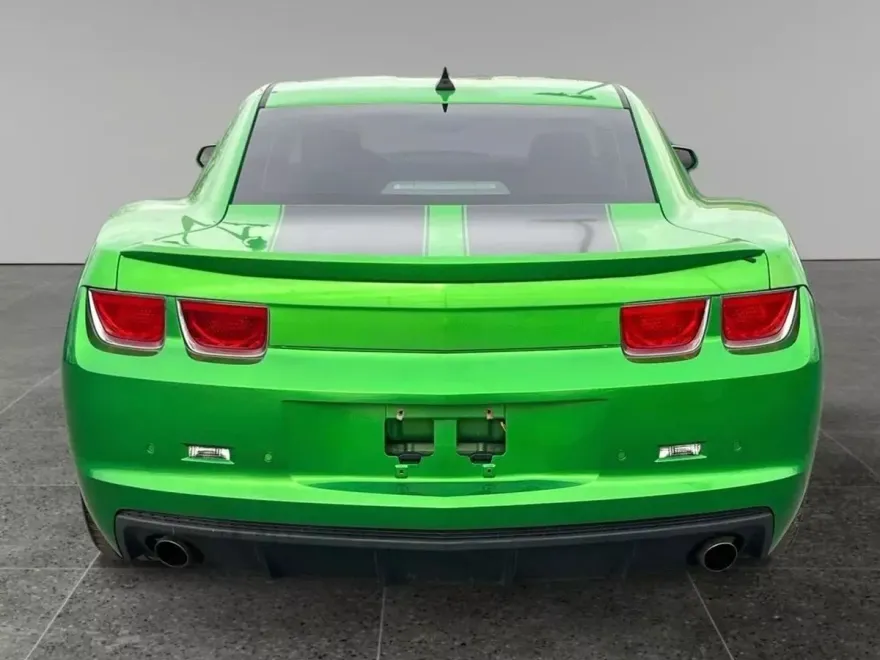 2011 Chevrolet Camaro Coupe photo 1