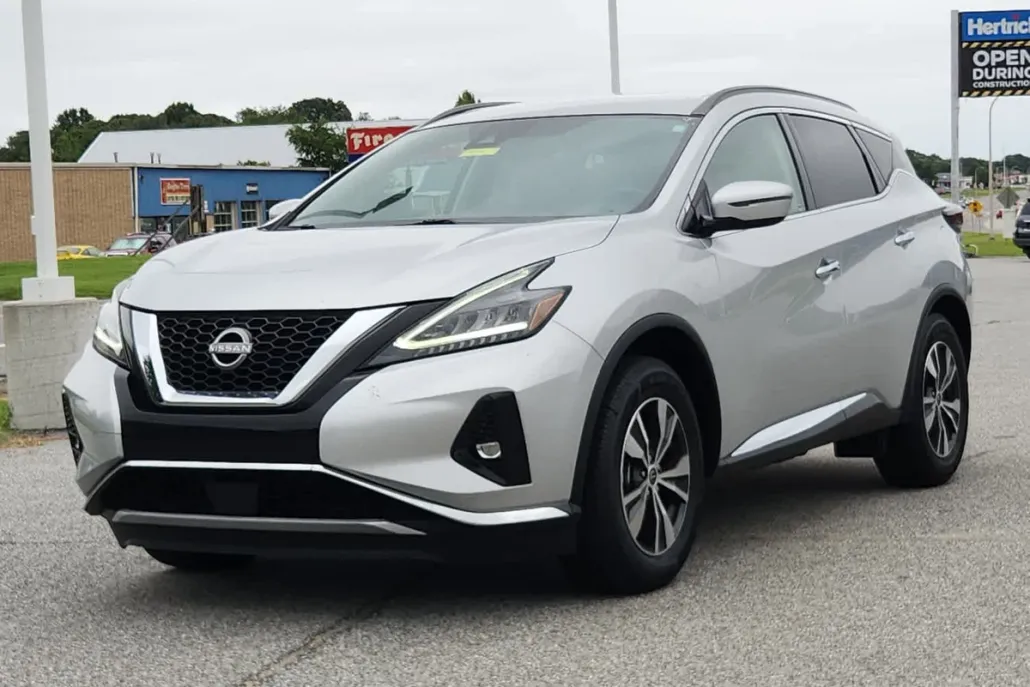 2023 Nissan Murano SV photo 1