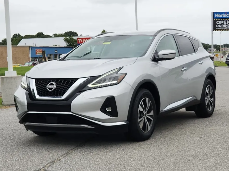 2023 Nissan Murano SV photo 1