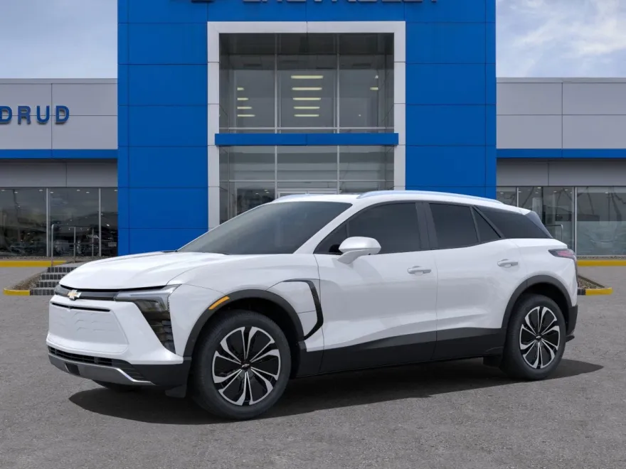 2025 Chevrolet Blazer EV photo 1