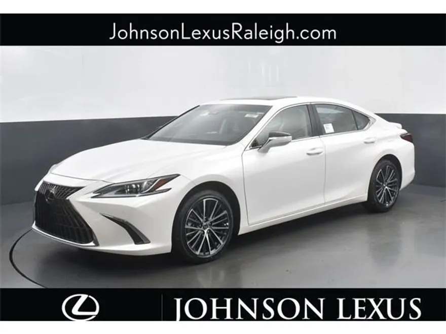 2025 Lexus ES 300h photo 1